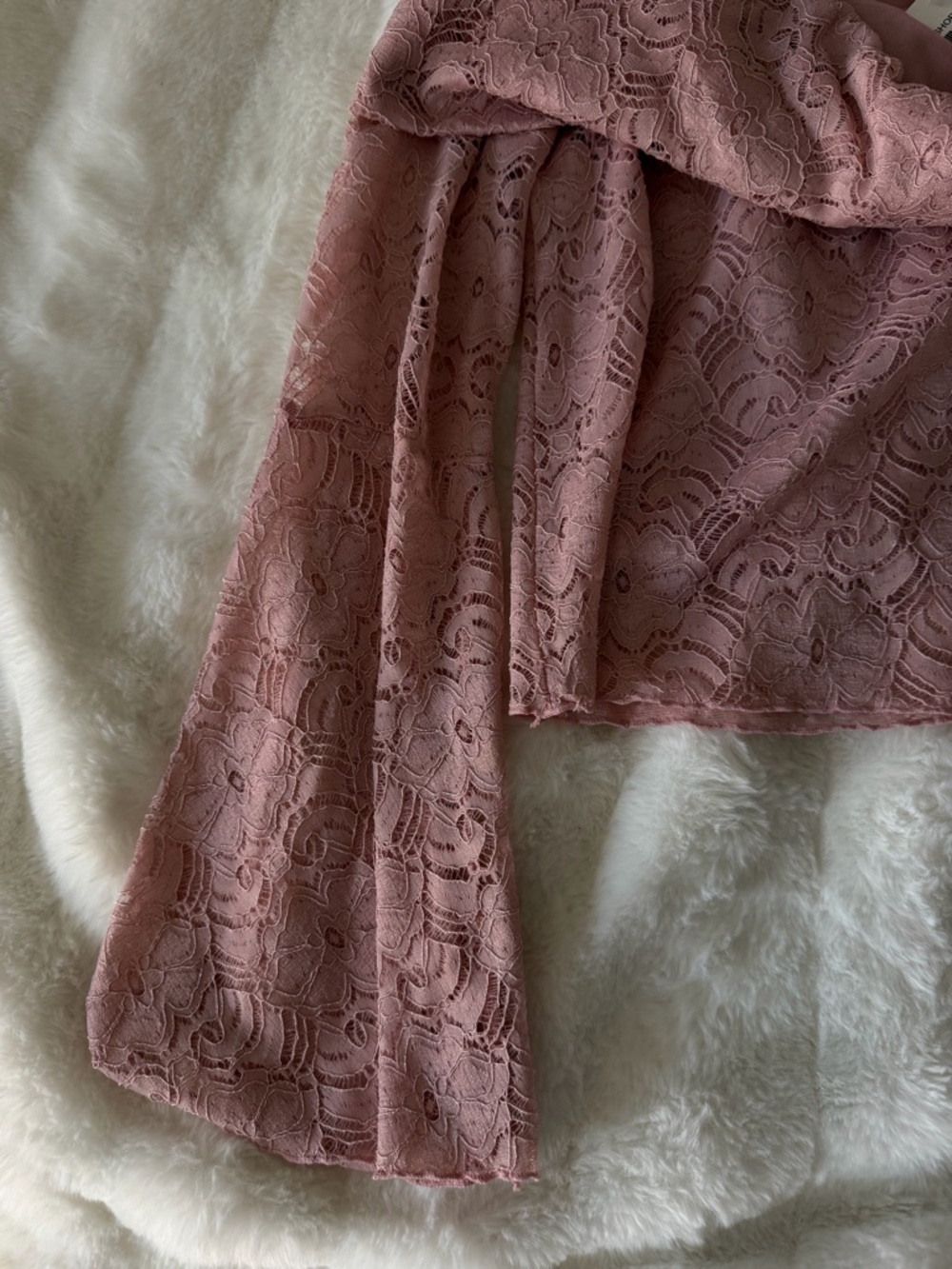Dusty Rose Lace Shirt - Picture 4 of 4